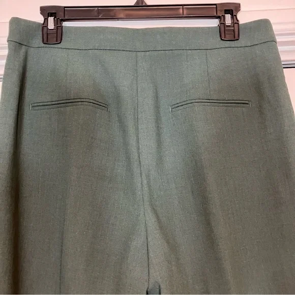 Ann Taylor Dark Green Pantsuit Size 8 - Picture 2 of 12